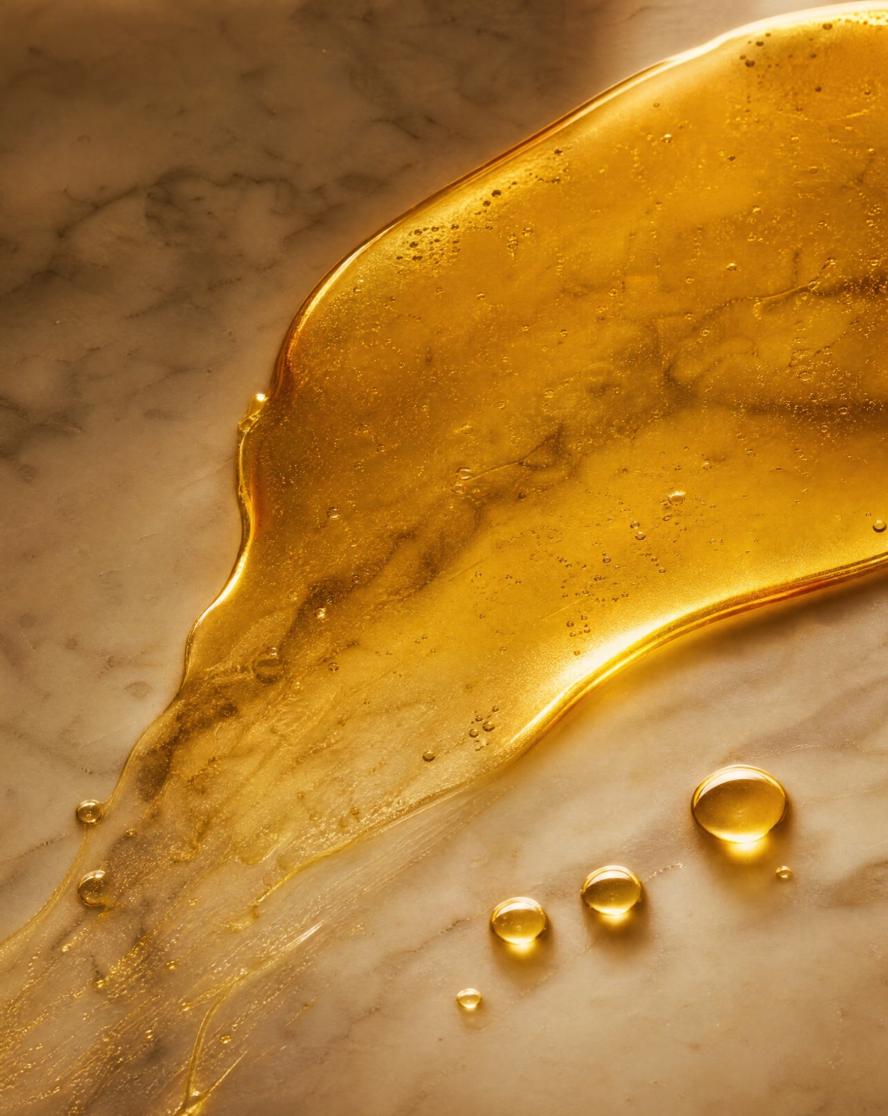 SOLEIL frame 02 · texture on marble